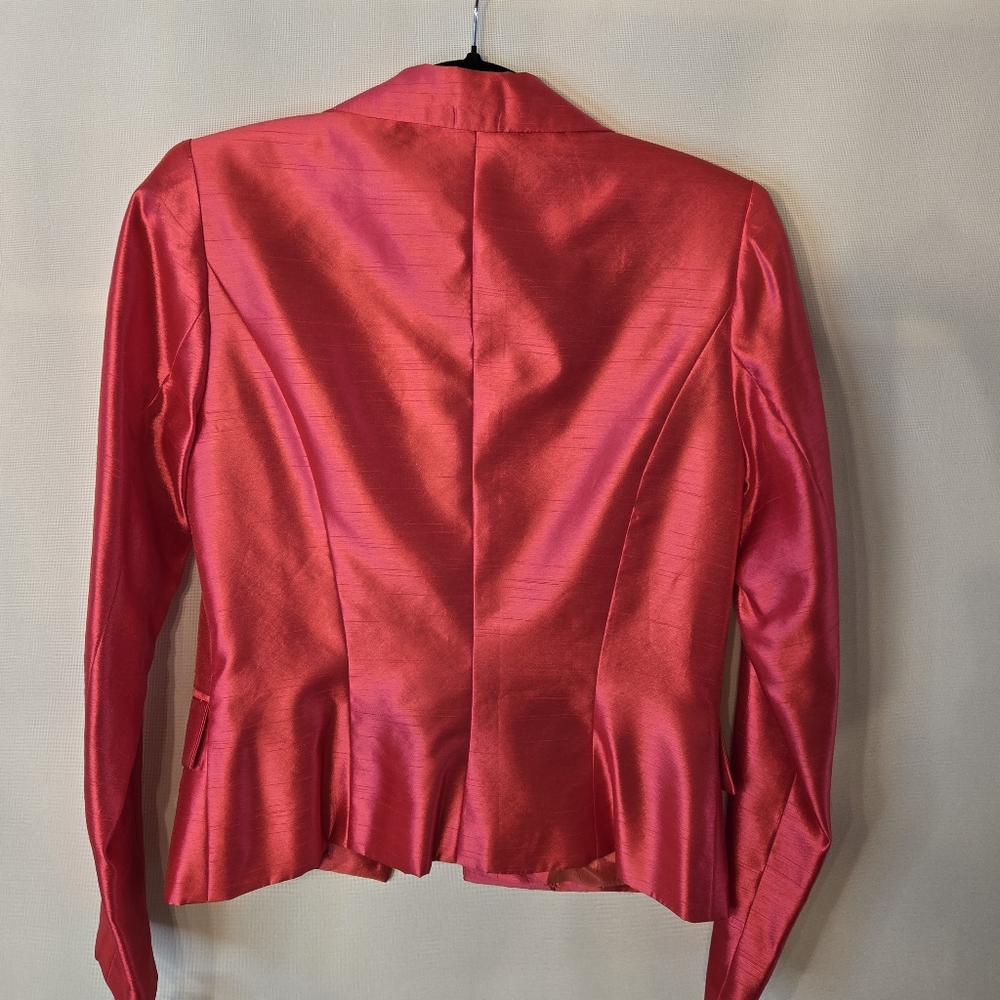 NYNY by Valento Women's NWT Size 6 satin look tailored lined  hot pink blazer - Picture 3 of 7